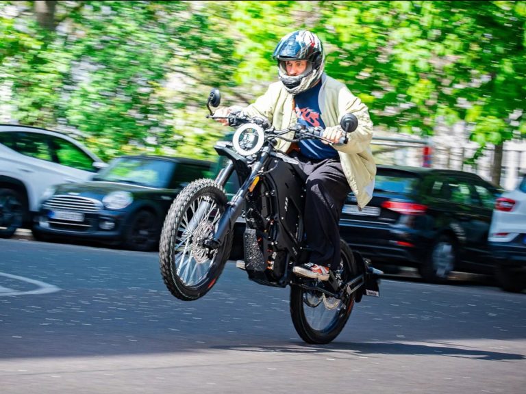 elektro-dirtbike-fuer-klasse-b-wie-schlaegt-sich-der-niu-xqi3-im-test.jpg